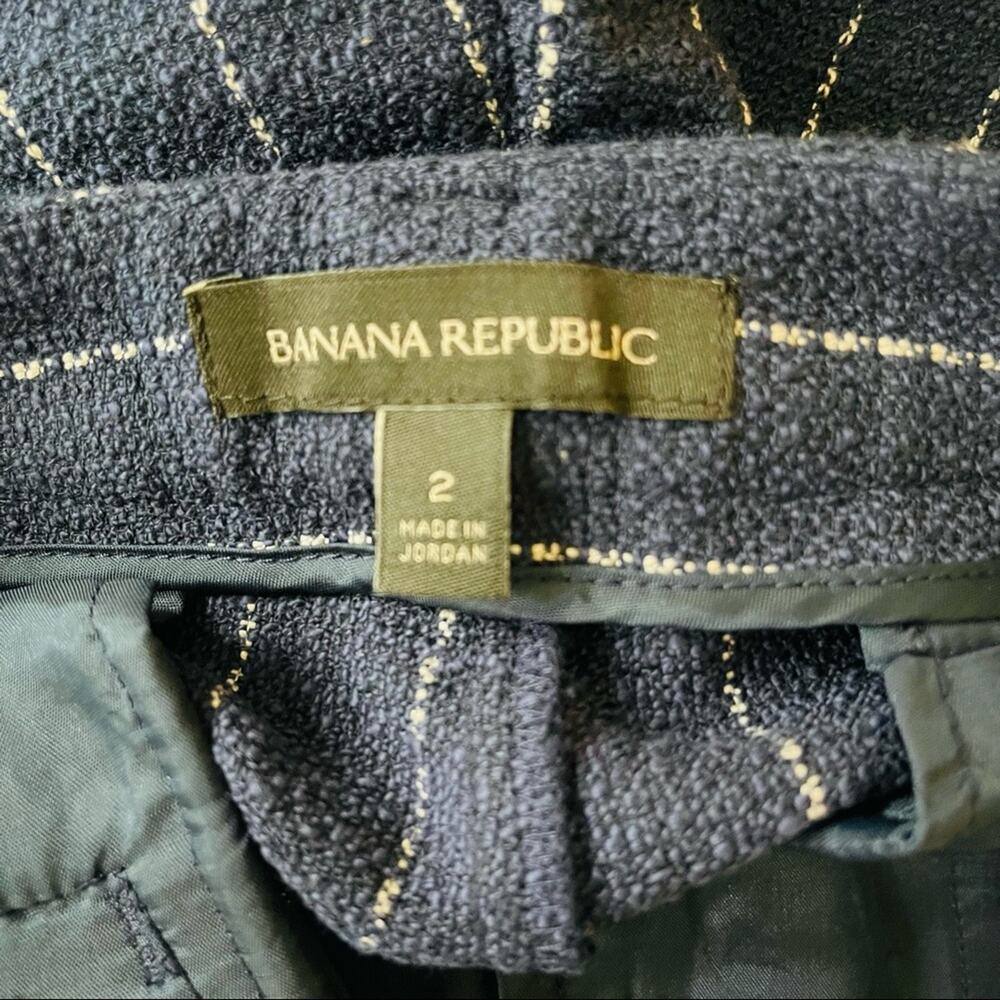 Banana Republic navy blue white preppy textured striped nautical shorts 2 - Picture 4 of 5